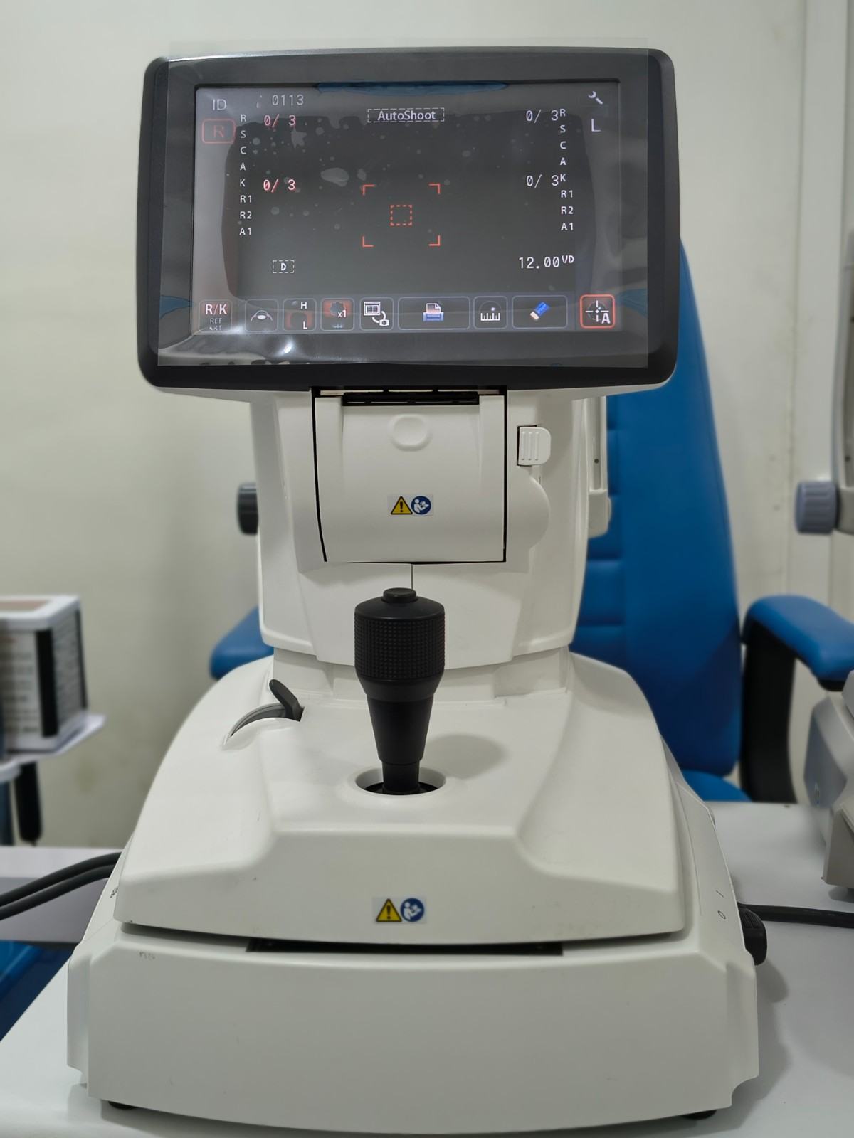 Topcon auto kerato-refractometer (ARK)